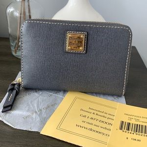 New Dooney and Bourke medium zip around wallet